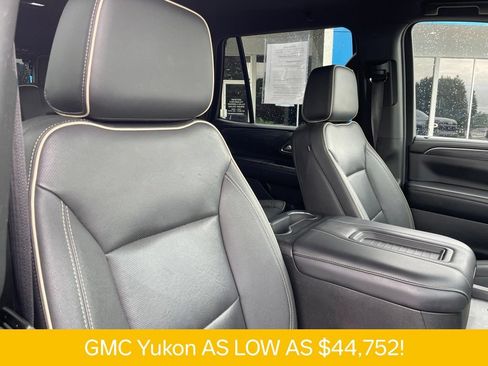 Used 2024 GMC Yukon SLT RWD image 24