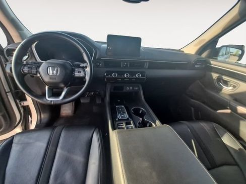 Used 2025 Honda Pilot EX-L image 11