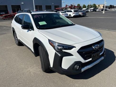Used 2025 Subaru Outback Limited w/ Popular Package #2 AWD/4WD image 3