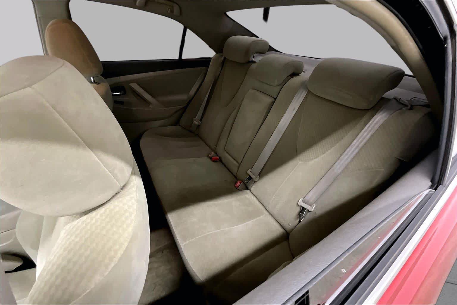 Used 2009 Toyota Camry LE FWD image 19