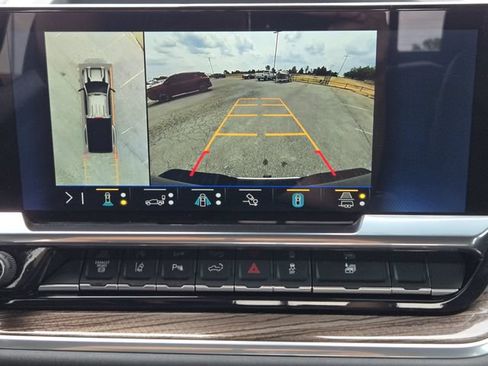 Used 2026 Chevrolet Silverado 3500 LT w/ Safety Package AWD/4WD image 18