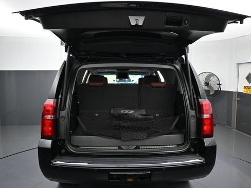 Used 2019 Chevrolet Tahoe Premier w/ Premier Plus Edition RWD image 43