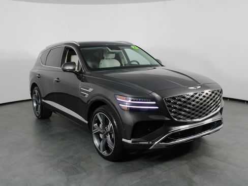 Used 2025 Genesis GV80 3.5T Prestige image 4