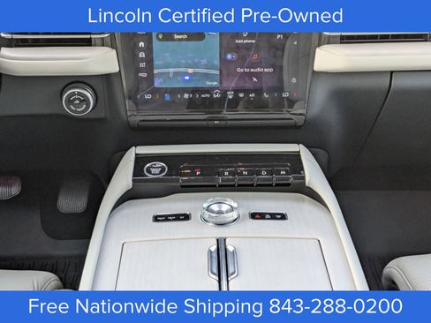 Certified 2025 Lincoln Navigator Reserve image 21