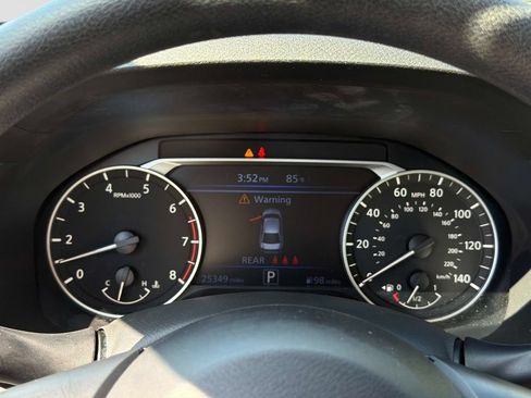 Used 2024 Nissan Altima 2.5 SV AWD/4WD image 30