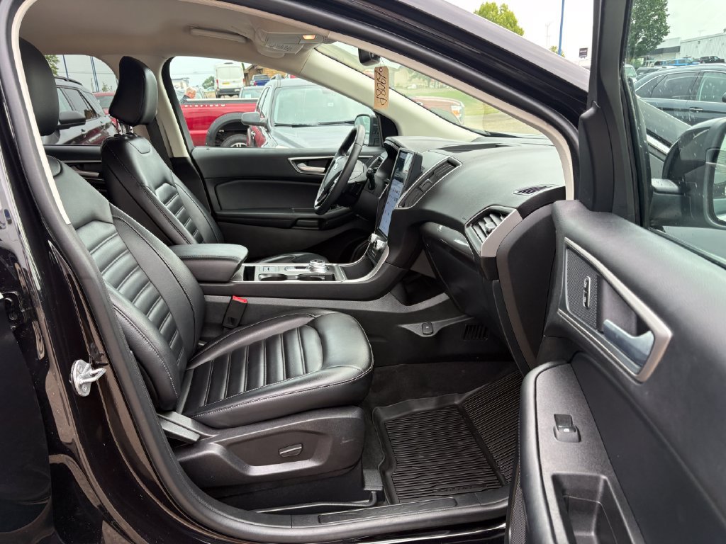Used 2024 Ford Edge SEL w/ Convenience Package AWD/4WD image 12