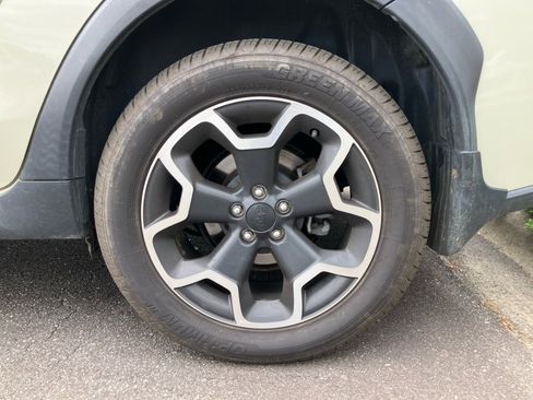 Used 2015 Subaru Crosstrek 2.0i AWD/4WD image 26