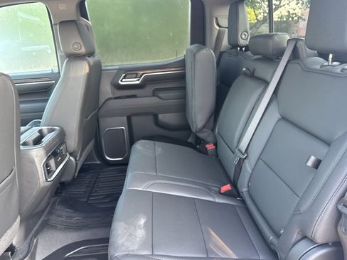 New 2026 GMC Sierra 1500 SLT w/ SLT Premium Plus Package AWD/4WD image 5
