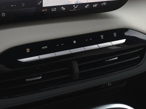 New 2026 Buick Enclave Preferred w/ Power Package FWD image 16