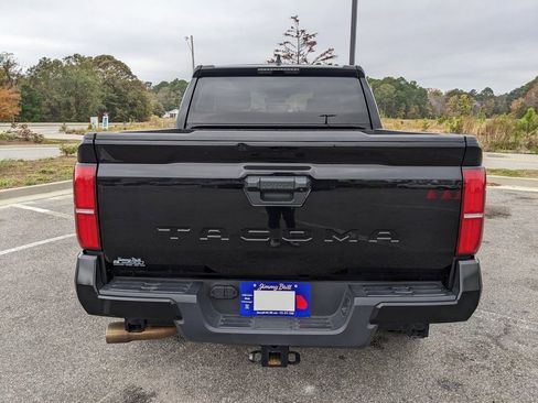 Used 2024 Toyota Tacoma SR5 image 17