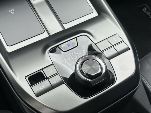 New 2026 Toyota C-HR AWD/4WD image 17