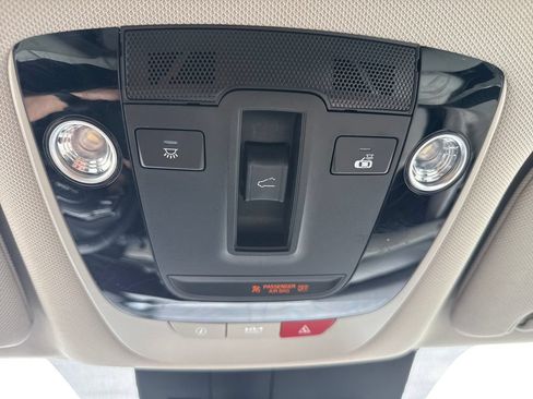 Used 2023 Kia Sorento SX AWD/4WD image 23