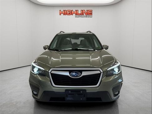 Used 2021 Subaru Forester Premium AWD/4WD image 2