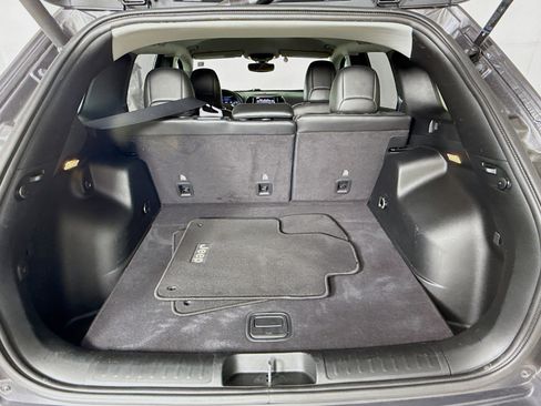 Used 2019 Jeep Cherokee Limited image 32