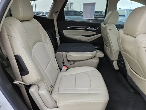 Used 2018 Buick Enclave Premium image 33