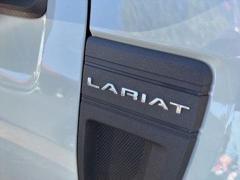 Used 2022 Ford Maverick Lariat w/ Lariat Luxury Package image 3