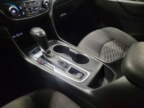 Used 2020 Chevrolet Equinox LT AWD/4WD image 26