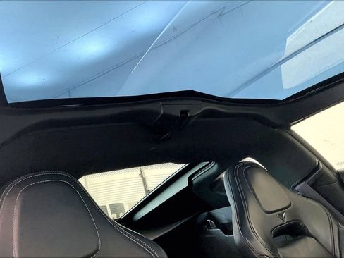 Used 2015 Chevrolet Corvette Stingray Z51 w/ 2LT Preferred Equipment Group image 22