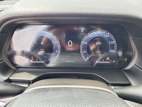 Used 2023 Jeep Grand Cherokee Altitude AWD/4WD image 10