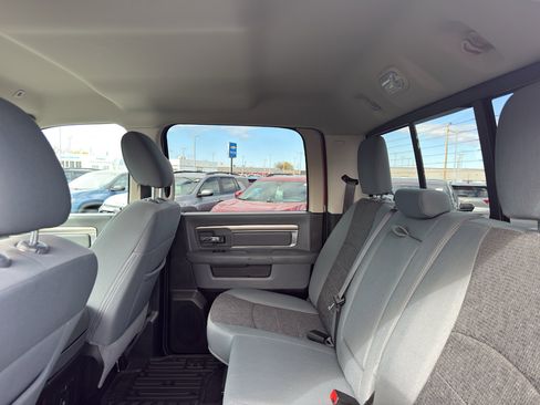 Used 2019 RAM 1500 Big Horn AWD/4WD image 32