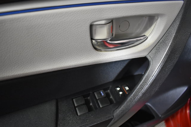 Used 2014 Toyota Corolla LE FWD image 8