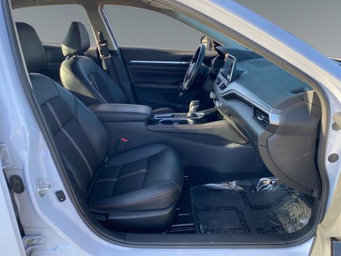 Used 2023 Nissan Altima 2.5 SR image 15