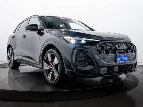 New 2025 Audi SQ5 Premium Plus image 2