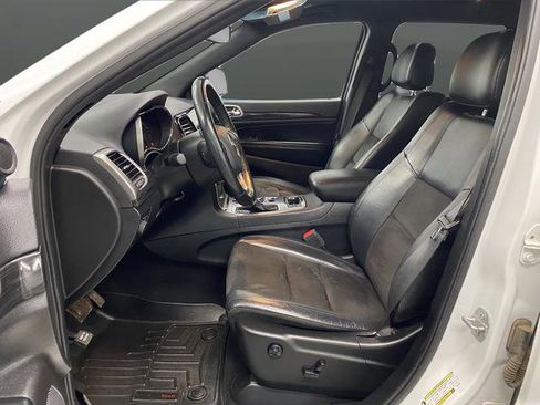 Certified 2020 Jeep Grand Cherokee Altitude image 4