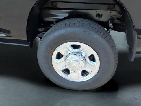 New 2026 RAM 2500 Tradesman AWD/4WD image 10