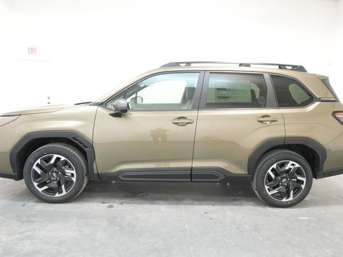 New 2026 Subaru Forester Limited AWD/4WD image 4