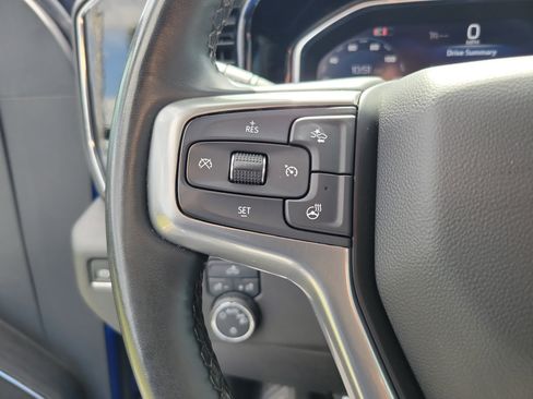 Used 2025 Chevrolet Silverado 1500 LT AWD/4WD image 21