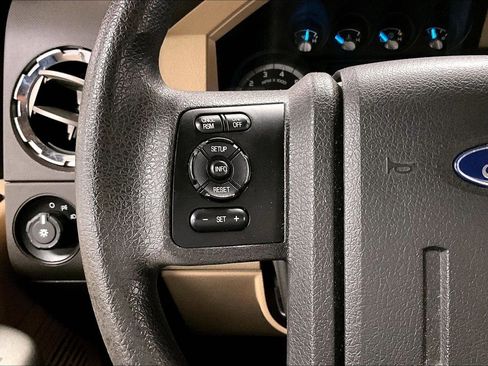 Used 2011 Ford F250 XLT w/ Camper Pkg image 17