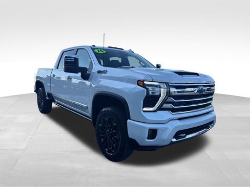 Used 2024 Chevrolet Silverado 2500 High Country w/ LPO, Dark Essentials Package AWD/4WD image 8