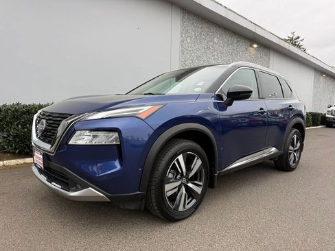 Certified 2021 Nissan Rogue Platinum AWD/4WD image 1