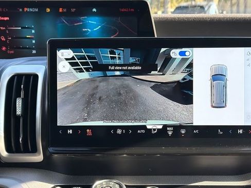 Used 2025 Ford Expedition Active image 23