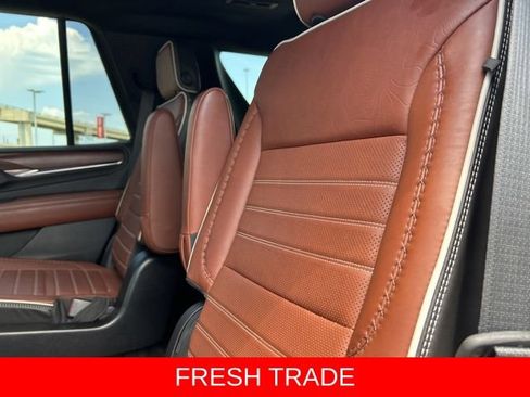 Used 2023 GMC Yukon Denali Ultimate AWD/4WD image 41