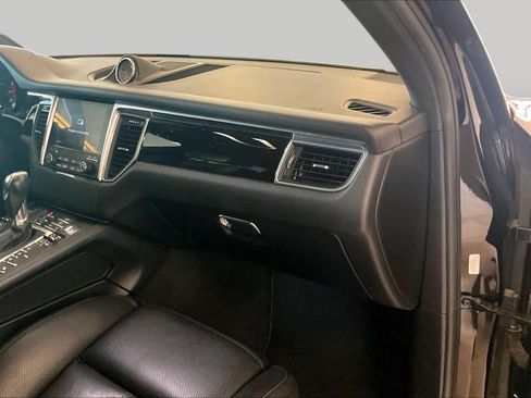 Used 2018 Porsche Macan S AWD/4WD image 16