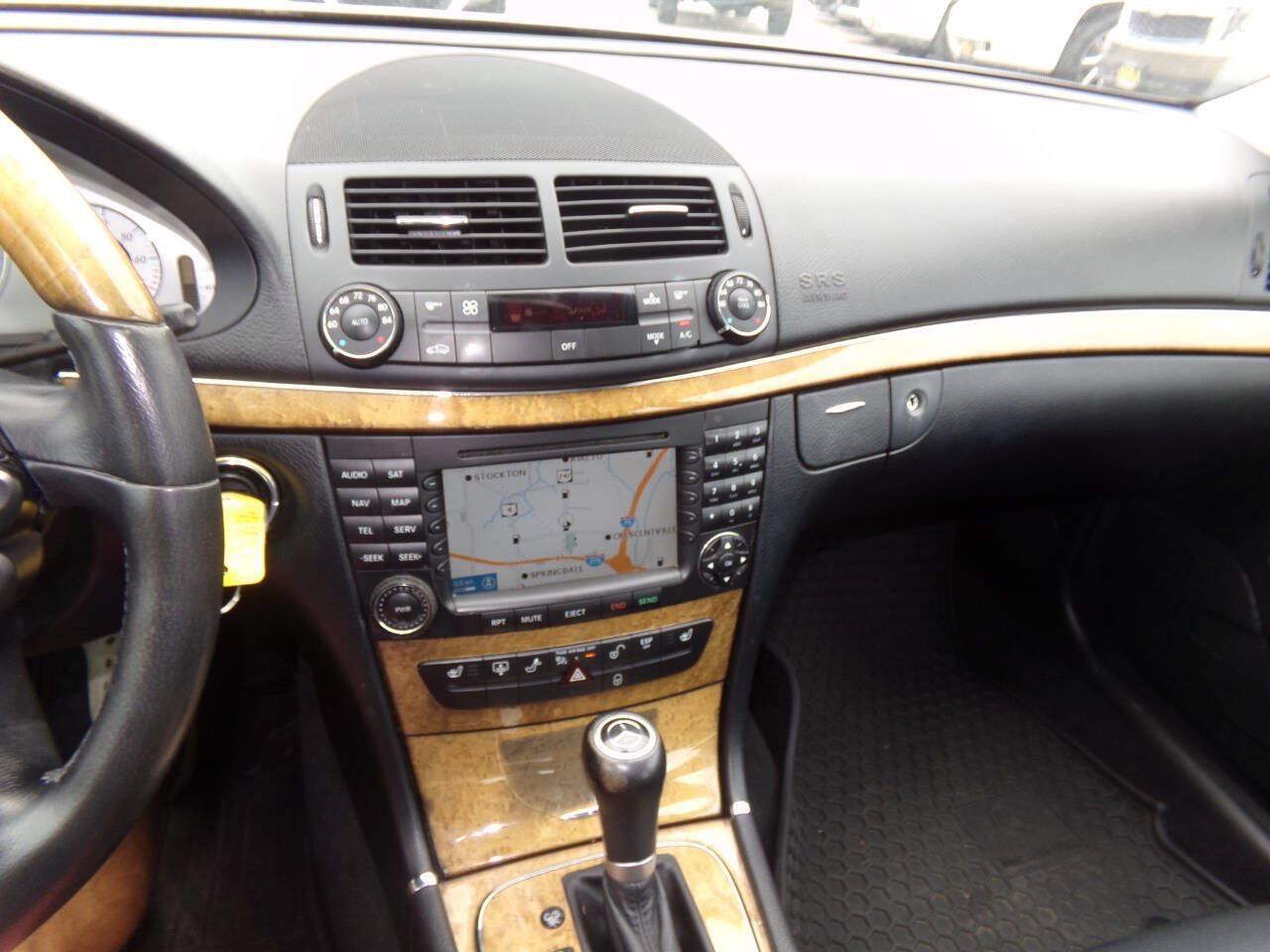 Used 2008 Mercedes-Benz E 350 4MATIC Sedan image 49