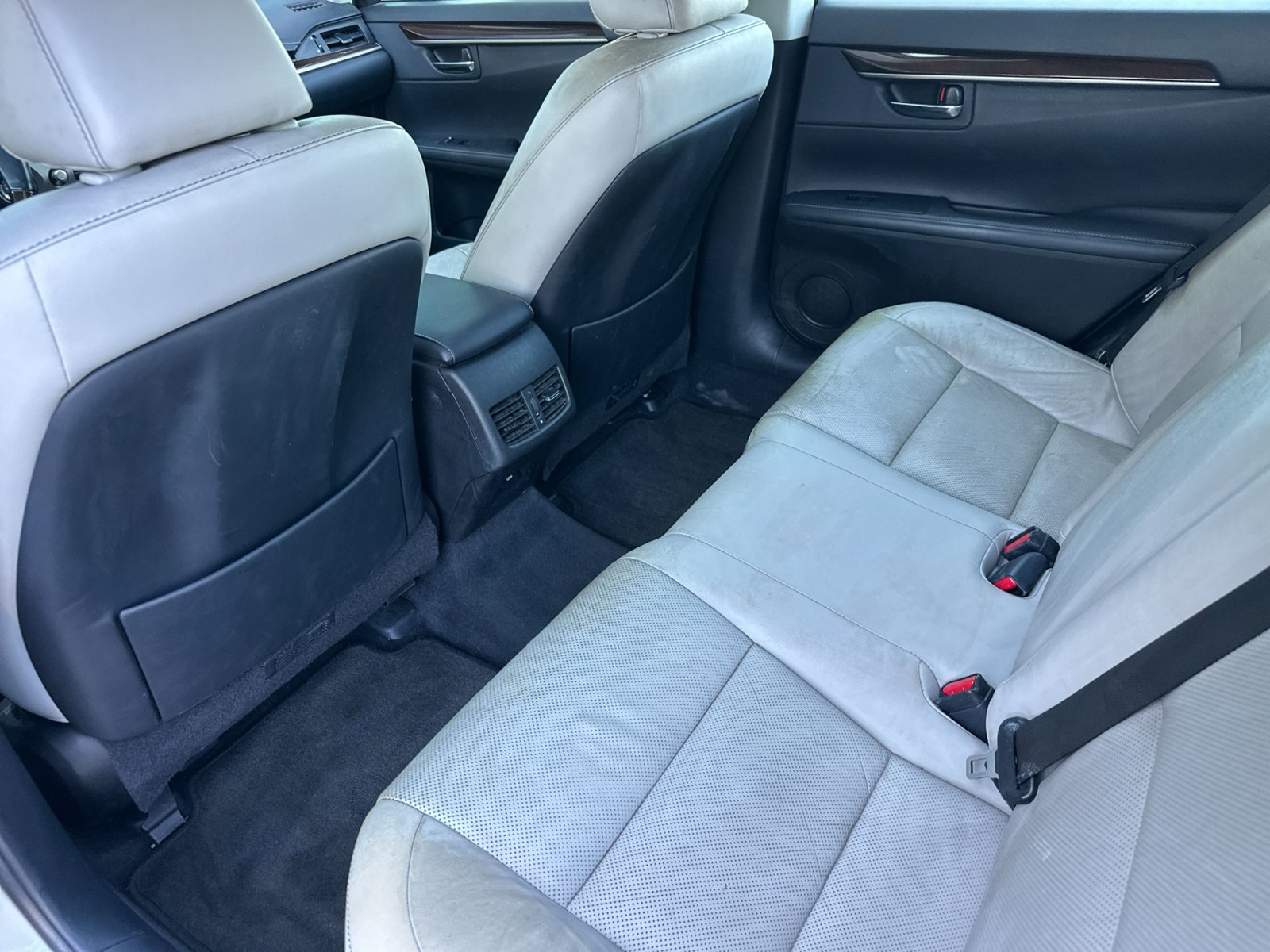 Used 2014 Lexus ES 350 w/ Luxury Package FWD image 11
