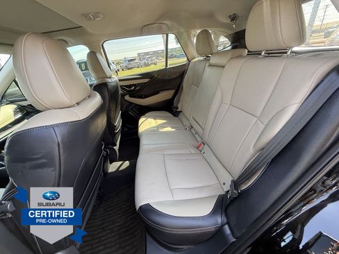 Used 2025 Subaru Outback Limited AWD/4WD image 14