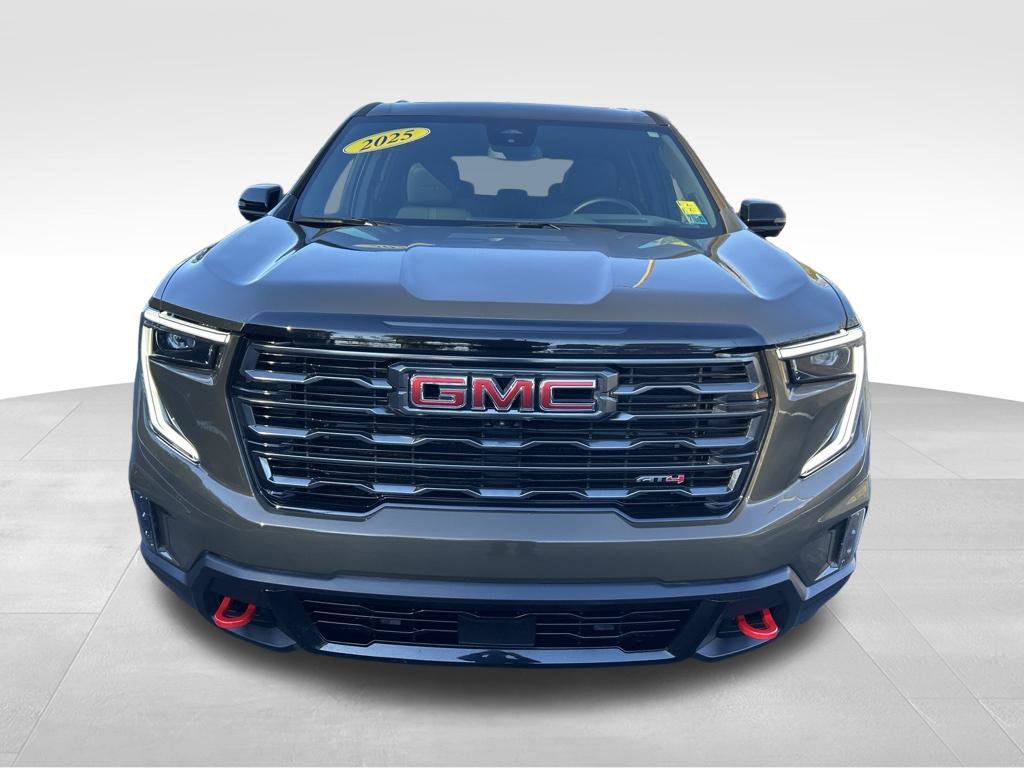 Used 2025 GMC Acadia AT4 AWD/4WD image 8
