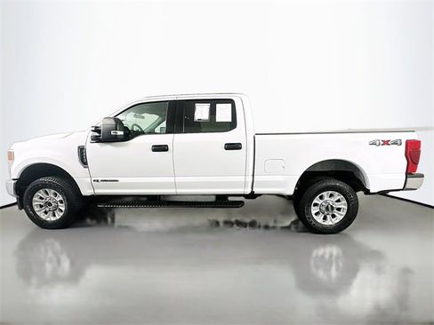 Used 2022 Ford F250 XLT image 4