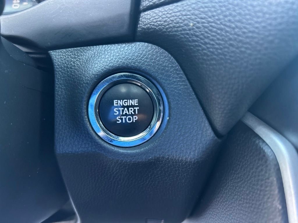 Used 2024 Toyota RAV4 XLE w/ Convenience Package FWD image 40