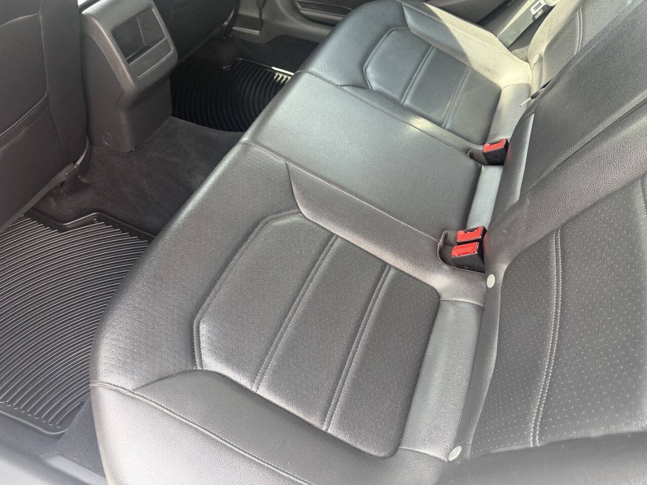 Used 2014 Volkswagen Passat 1.8T Wolfsburg Edition FWD image 18