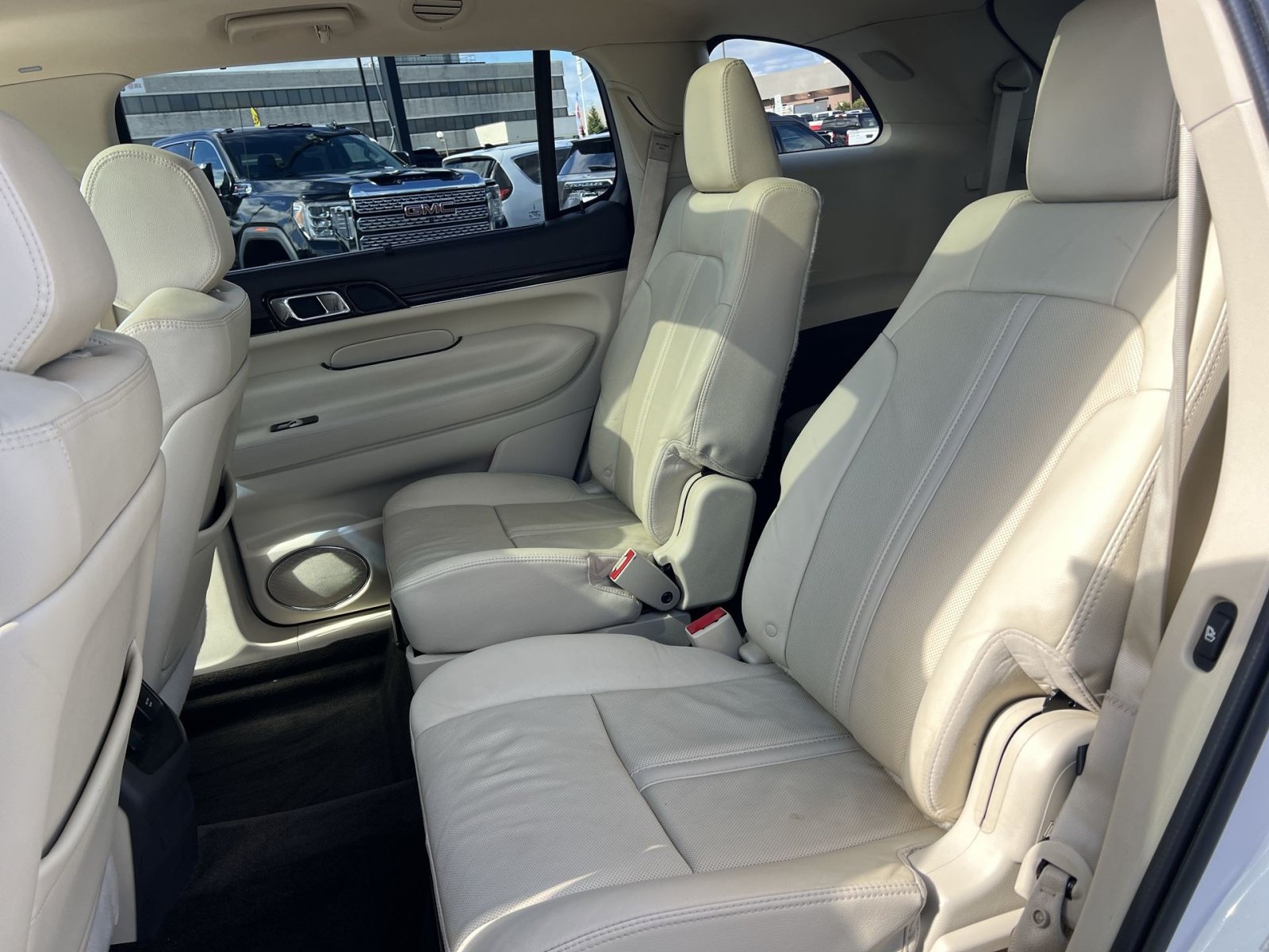 Used 2018 Lincoln MKT AWD w/ Technology Package image 33