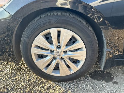 Certified 2024 Nissan Sentra S image 4