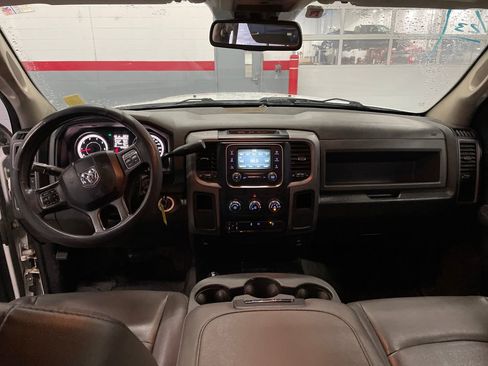Used 2016 RAM 3500 Tradesman w/ Protection Group image 12