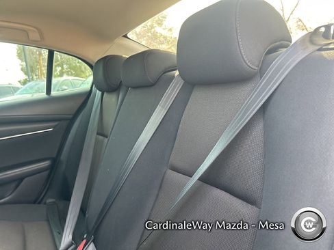 Used 2020 MAZDA MAZDA3 Sedan image 12
