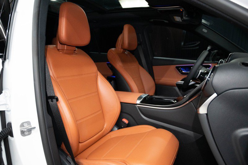 New 2027 Mercedes-Benz GLC 300 4MATIC image 13