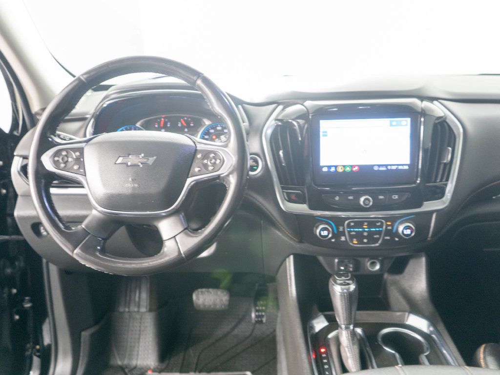 Used 2020 Chevrolet Traverse RS AWD/4WD image 13